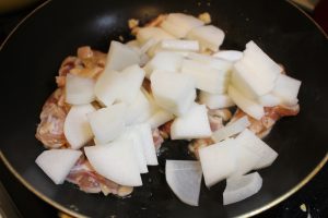 IMG 8507 お肉の簡単つくりおきおかず。鶏肉と大根のコクうま煮