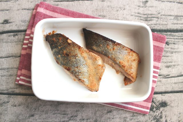IMG 9266 魚の簡単つけおきおかず。鮭の味噌マヨ焼き