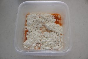 IMG 3534 ホットケーキミックスで卵なし簡単レシピ。レンジでふわふわ野菜蒸しパン。離乳食OK