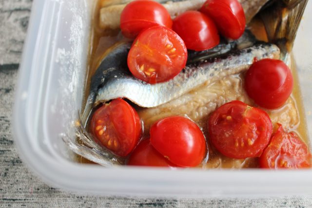 IMG 5084 人気の簡単な魚の常備菜レシピ。いわしとミニトマトの南蛮漬け