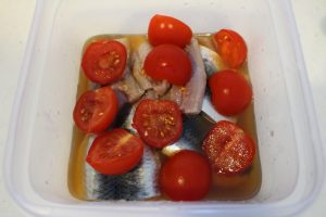IMG 5183 人気の簡単な魚の常備菜レシピ。いわしとミニトマトの南蛮漬け