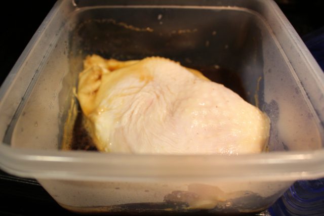 IMG 0247 人気の鶏胸肉が早く柔らかくなる簡単レシピ。ムネ肉やわらか甘辛しょうゆ煮