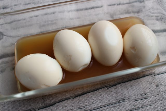 IMG 9565 レンジでゆで卵の簡単レシピ。うましお煮卵（味卵）の爆発しない作り方