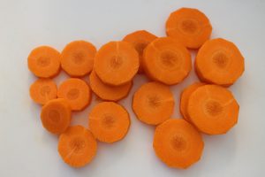 IMG 2276 人気のレンジで時短常備菜レシピ。にんじんグラッセ。甘すぎないお弁当おかず。