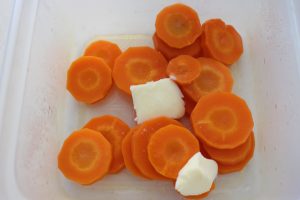 IMG 2286 人気のレンジで時短常備菜レシピ。にんじんグラッセ。甘すぎないお弁当おかず。