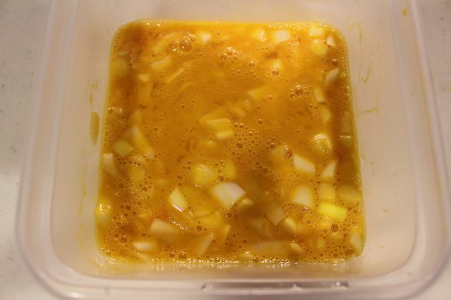IMG 2656 かにたま風オムレツのレンジで簡単レシピ。子供がよろこぶ常備菜の作り方。
