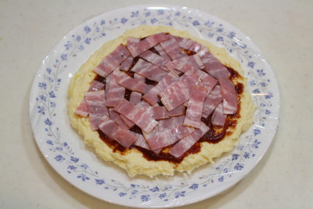 IMG 9350 人気の超簡単ピザのレシピ。ホットケーキミックスと絹豆腐で発酵なしの作り方。
