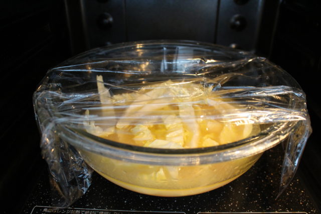IMG 3318 作業2分でレンジで簡単！ツナと白菜のクリームリゾットの作り方。