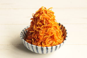 パリパリ食感がたまらない！にんじんベビースター