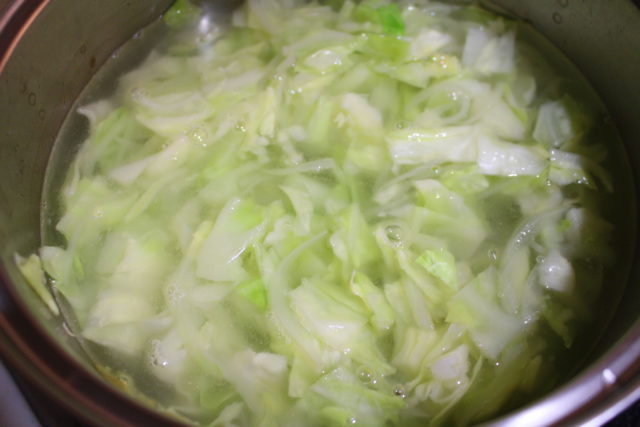 IMG 4936 人気のサイゼリヤ田舎風やわらかキャベツのスープの再現レシピ