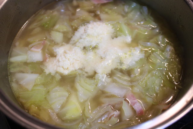 IMG 4940 人気のサイゼリヤ田舎風やわらかキャベツのスープの再現レシピ
