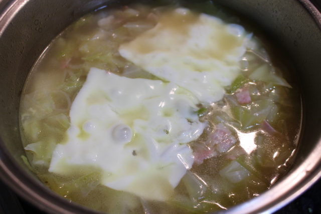 IMG 4943 人気のサイゼリヤ田舎風やわらかキャベツのスープの再現レシピ