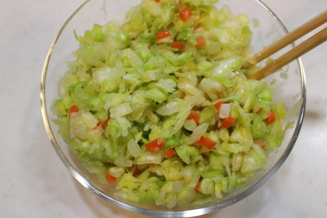 IMG 5644 人気のケンタッキーのコールスローの再現レシピ。玉ねぎで簡単常備菜の作り方。