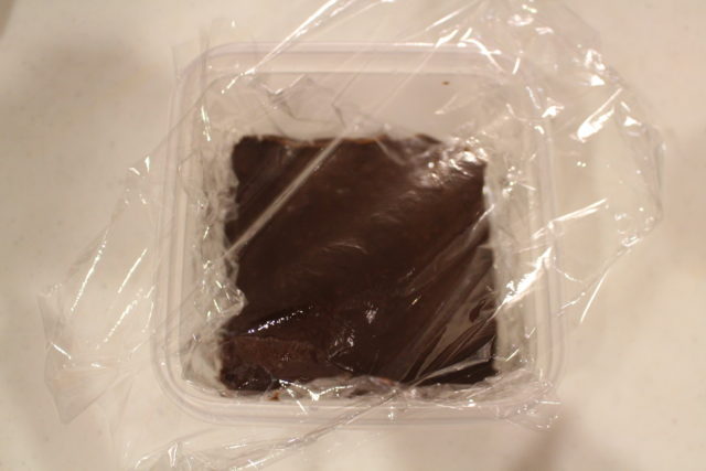 IMG 6156 人気のしっとり濃厚ココアブラウニーの簡単レシピ。チョコなしで本格作り方。