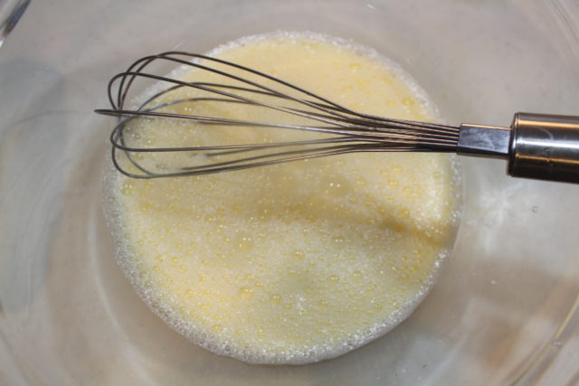 IMG 7481 絶品！とろとろ生カスタードプリンの簡単レシピ。ゼラチンと全卵でなめらかとろける作り方。