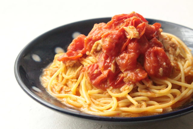 IMG 7833 人気の絶品フレッシュトマトとツナのパスタの作り方。レンジで簡単にできるプロの味！