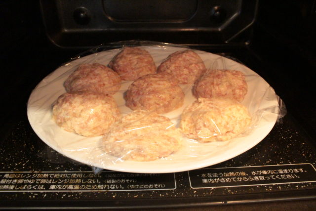 IMG 4522 簡単お弁当の作り置きおかずレシピ。ふわふわだしハンバーグの作り方。