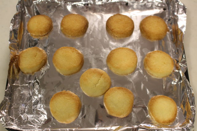 IMG 8045 材料3つでトースターで3分！基本のバタークッキーのレシピ。ポリ袋で簡単作り方。