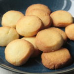 材料3つでトースターで3分！基本のバタークッキーのレシピ。ポリ袋で簡単作り方。
