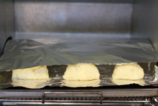 IMG 9258 人気のトースターで絶品スコーンのレシピ。バターなしで小麦粉で簡単作り方。