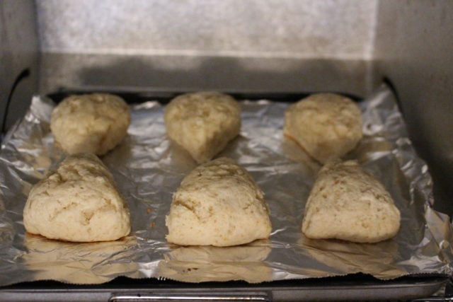IMG 9261 人気のトースターで絶品スコーンのレシピ。バターなしで小麦粉で簡単作り方。