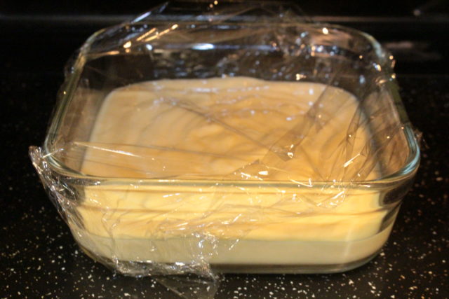 IMG 2793 人気の水切りヨーグルトでオレオチーズケーキ風のレシピ。レンジで簡単作り方。生クリームなし。