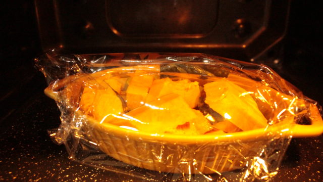 IMG 1673 味付けはコーンスープの素だけ！材料3つで10分で完成。かぼちゃのコンポタチーズ焼きの作り方。