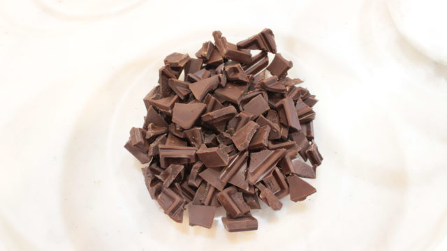 IMG 2854 人気の抹茶の市松模様！超濃厚しっとり生チョコケーキ。レンジで3分で簡単！