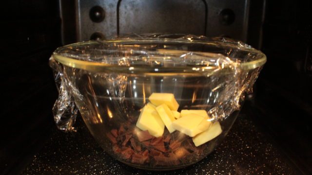 IMG 2857 人気の抹茶の市松模様！超濃厚しっとり生チョコケーキ。レンジで3分で簡単！