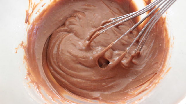 IMG 6964 ローソンで大人気！濃厚バスク風ショコラチーズケーキの再現レシピ。絶品ショコラバスチーの簡単作り方！