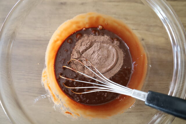 IMG 7749 バレンタインにおすすめ！濃厚しっとりクッキーナッツブラウニーの超簡単作り方。レンチン2回で12分で完成！