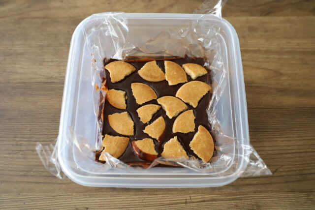 IMG 7758 バレンタインにおすすめ！濃厚しっとりクッキーナッツブラウニーの超簡単作り方。レンチン2回で12分で完成！