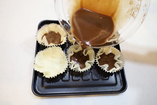 IMG 8002 バレンタインにおすすめ。餃子の皮でトースターで簡単！材料５つ。チョコエッグタルトの作り方。