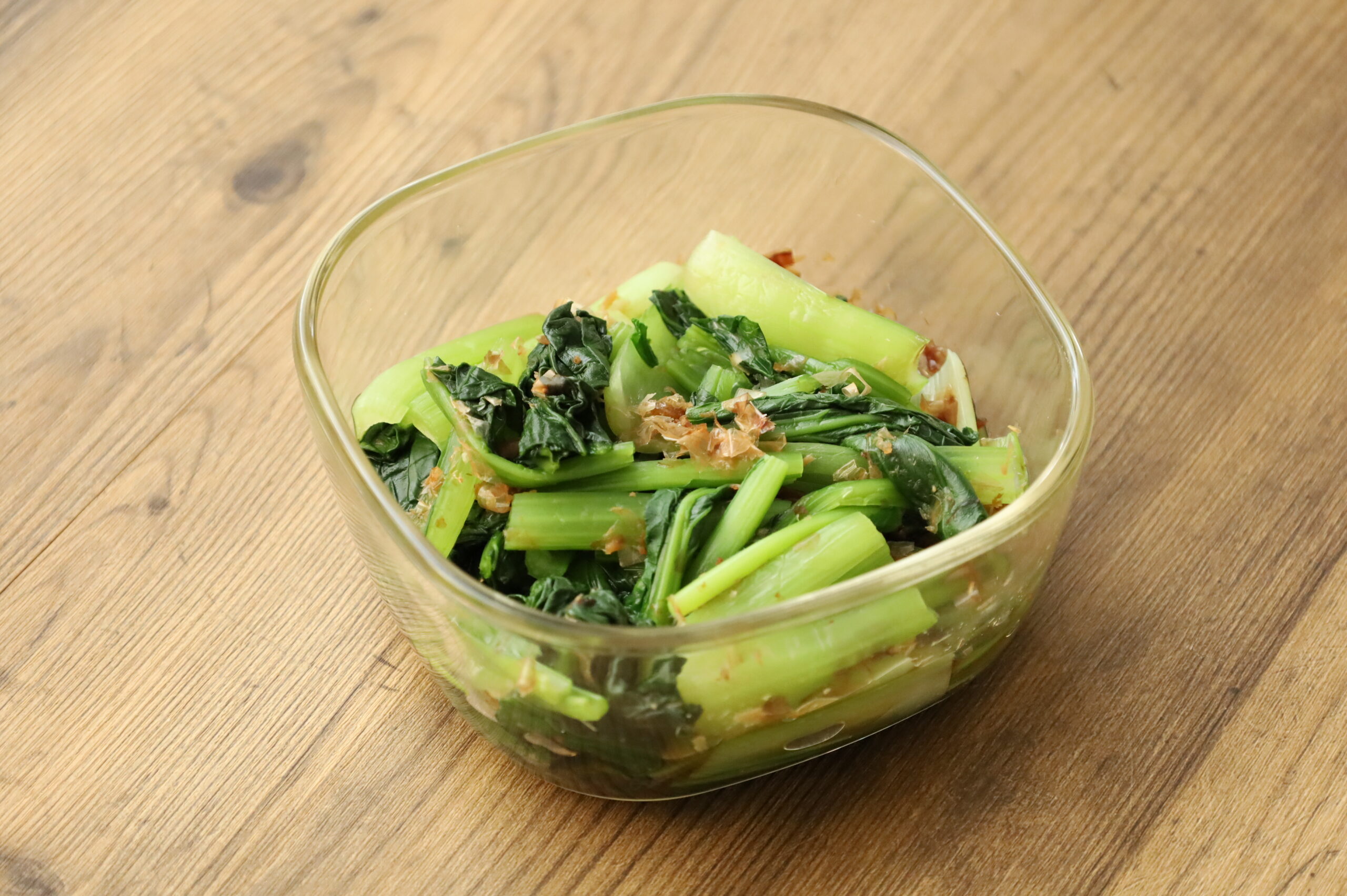 めんつゆで簡単 レンジで小松菜のおひたしの作り方 4日間日持ちする常備菜レシピ つくりおき食堂