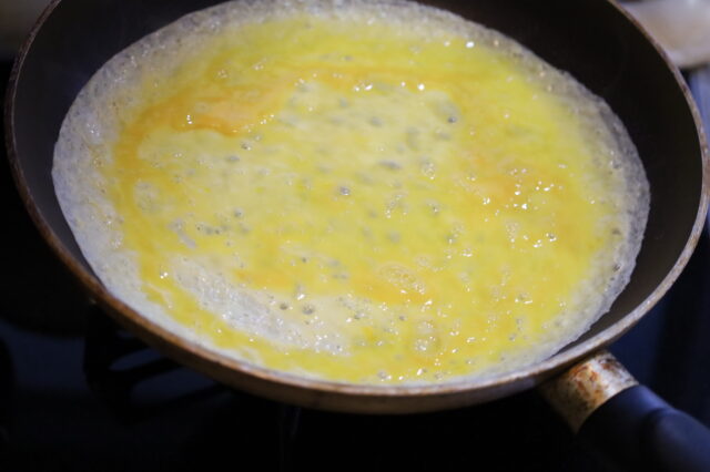 IMG 4272 レンジで炊くからこそ美味しい！絶品チキンライスでオムライスの簡単レシピ。