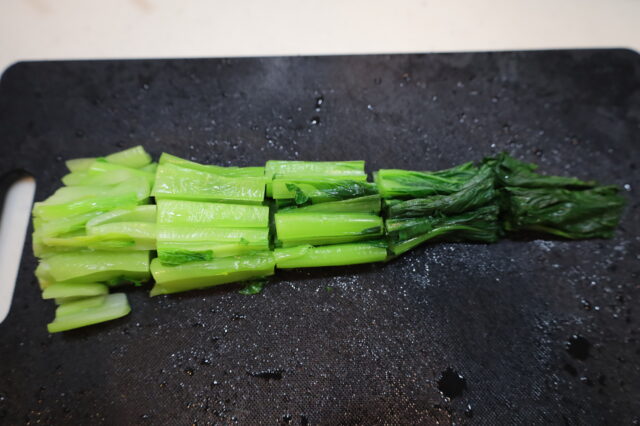IMG 5283 4日間日持ちする小松菜の作り置きレシピ。レンジで小松菜のおかかあえの作り方。