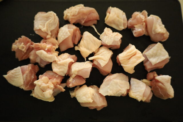 IMG 6514 レンジで簡単作り置きレシピ。鶏もも肉とじゃがいものうま塩バターの作り方。