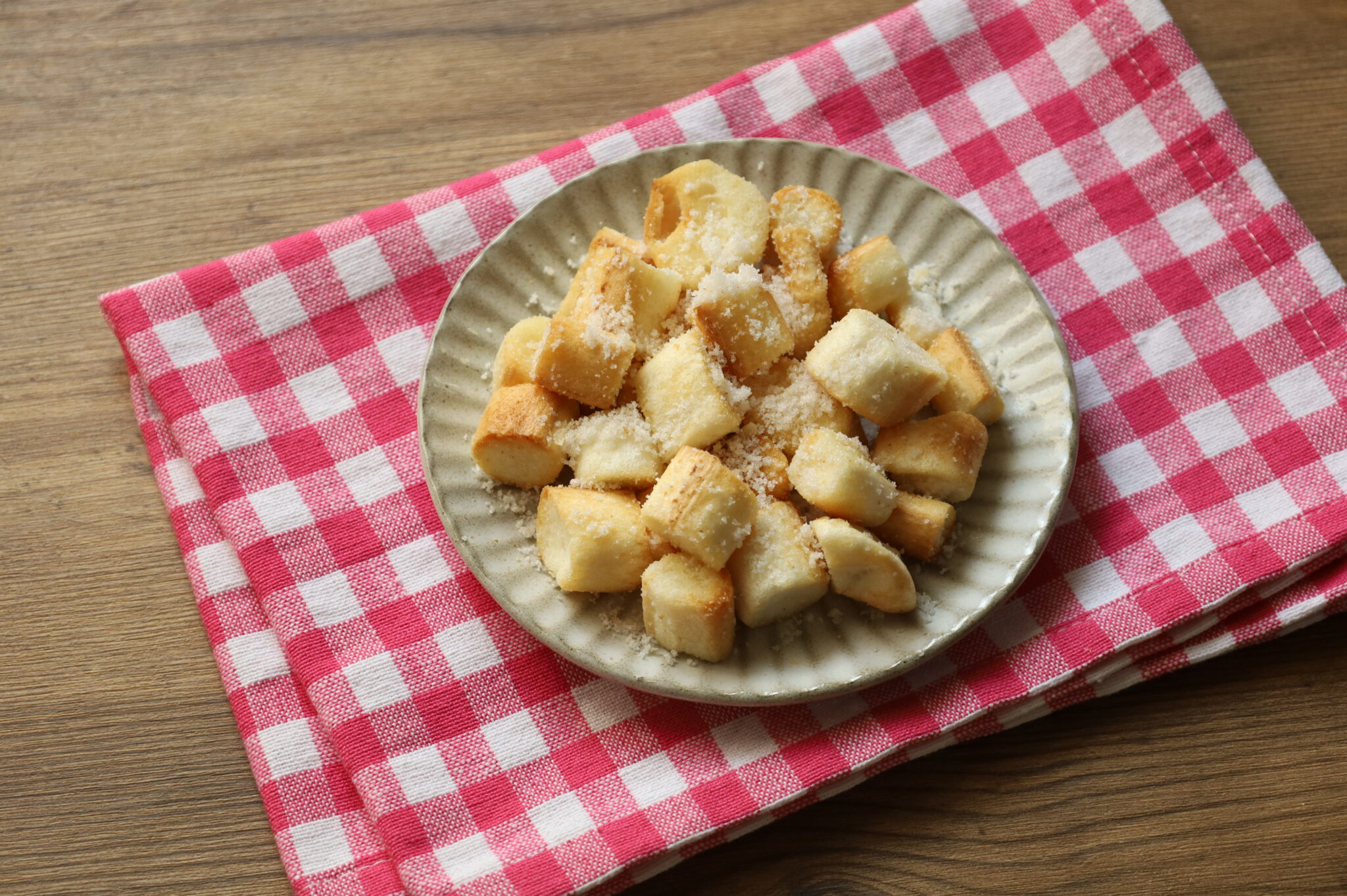 材料3つで5分で完成!あまったお麩がお菓子に変身!お麩ラスクの超簡単作り方。 | つくりおき食堂