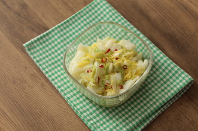 IMG 2329 大量消費に！やみつきゆず白菜の漬物の超簡単作り方。作り置き常備菜に最高！
