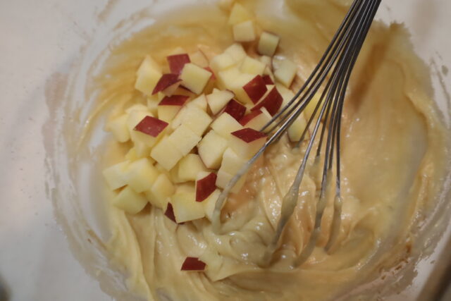 IMG 2718 ザクザククランブルのアップルシナモンケーキの超簡単レシピ。クランブルが最高に美味しい！