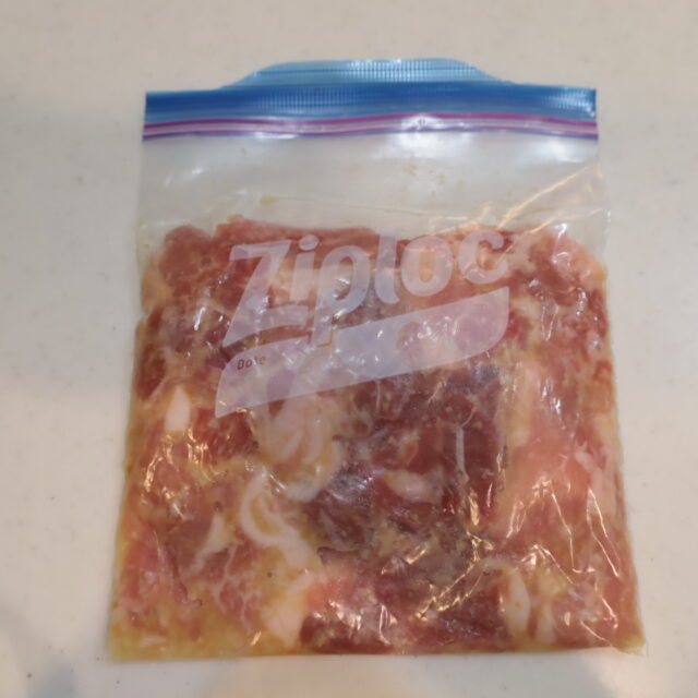 IMG 7264 下味冷凍の作り置きレシピ。豚こまキャベツのみそ塩こうじ漬けの作り方
