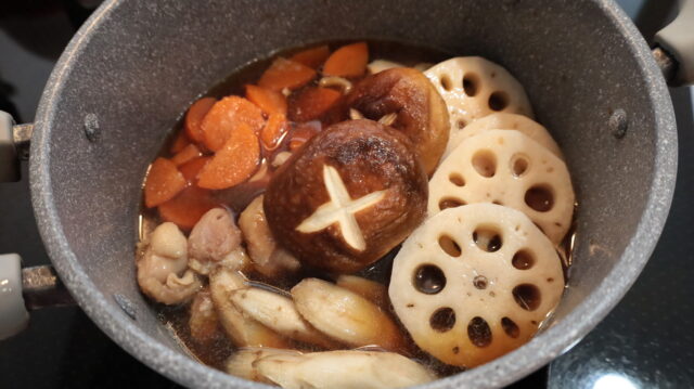 IMG 9419 1 冷凍作り置きで簡単！蓮根にんじんごぼう椎茸の煮しめのレシピ。お正月に便利な冷凍貯金
