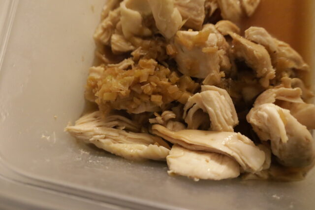 IMG 3871 鶏むね肉しっとりやわらか台湾風ジーローファンのレシピ。鶏肉飯の作り方。