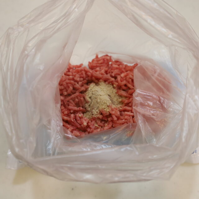 IMG 6916 【10万円でできるかな】10分で肉汁たっぷり北山ハンバーグのレシピ！キスマイ北山さんのタイパ（時短）レシピ