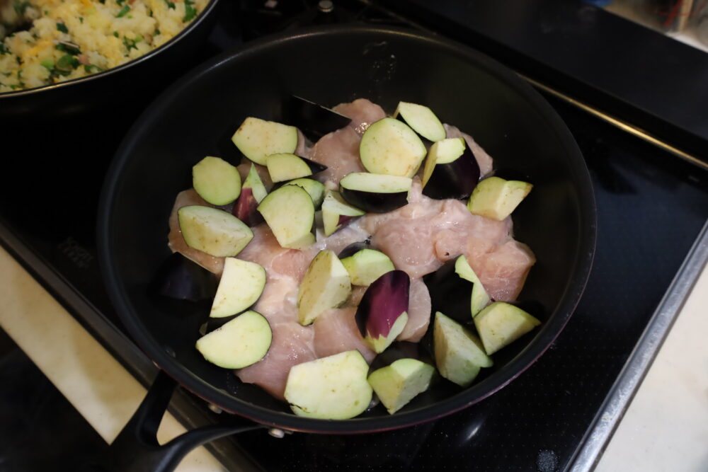 IMG 8542 人気のとろとろなすと鶏むね肉のおろしだれ。作り置きにもおすすめレシピ。