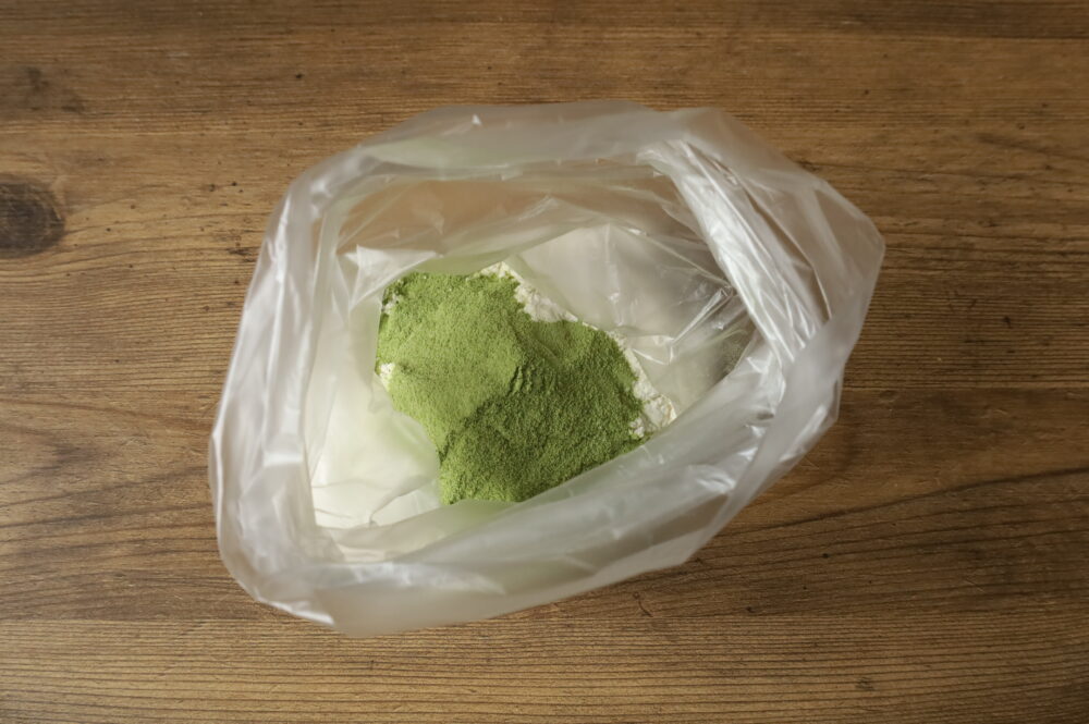 IMG 8983 人気の抹茶スコーンのトースターで簡単レシピ。バターなし！薄力粉でシンプルな作り方。