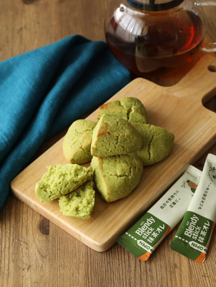 IMG 9612 抹茶の米粉スコーンのトースターで簡単レシピ。卵なし・バターなし・グルテンフリーで身体にやさしい作り方。