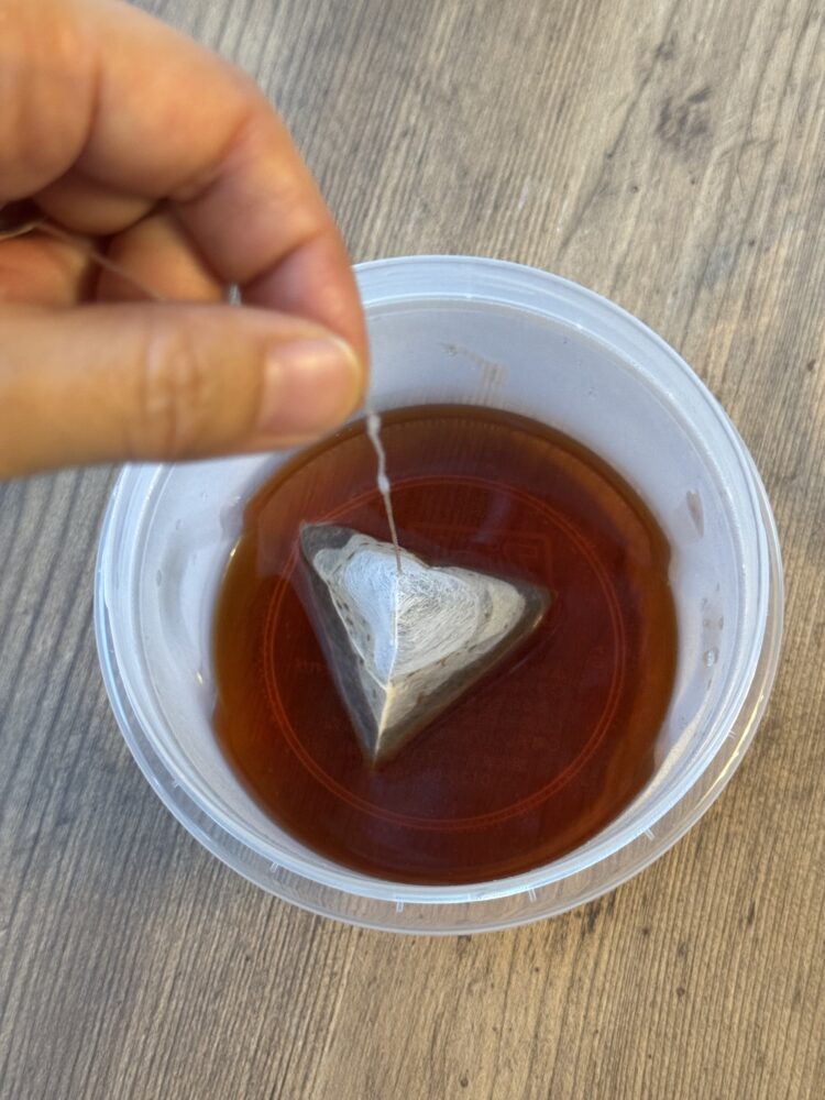 IMG 9833 コンビニ行くよりも早い！7分で固まる魔法のぷるぷる紅茶ゼリーラテ