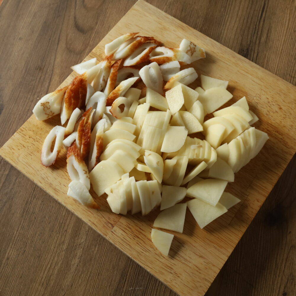 IMG 5298 とろとろホクホク竹輪とじゃがいものグラタン。ちくわのうま味で海の幸の贅沢ホワイトソースになる！