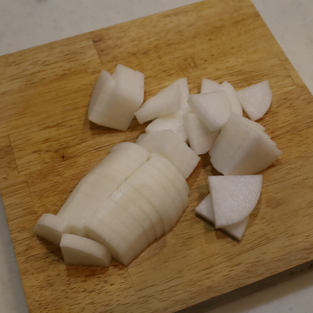 ちくわと大根のうま塩バター。何度でも作りたくなるシンプルなのに奥深い作り置きおかず。 3 ちくわと大根のうま塩バター。何度でも作りたくなるシンプルなのに奥深い作り置きおかず。 IMG 5447 ちくわと大根のうま塩バター。何度でも作りたくなるシンプルなのに奥深い作り置きおかず。